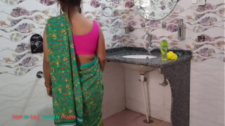 Coimbatore wife moodu eatrum tamil saree sex video